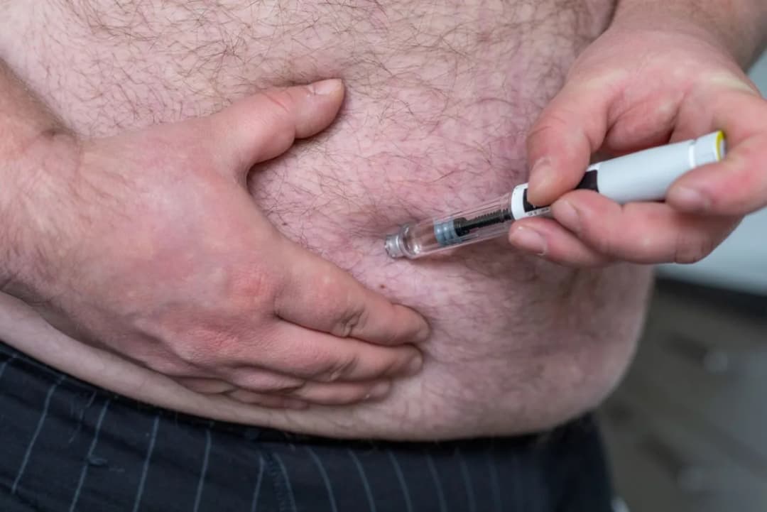 Skutki uboczne Saxenda: najczęstsze objawy i co warto wiedzieć